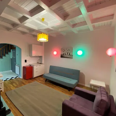 Apartment House Boutique Clucerului *